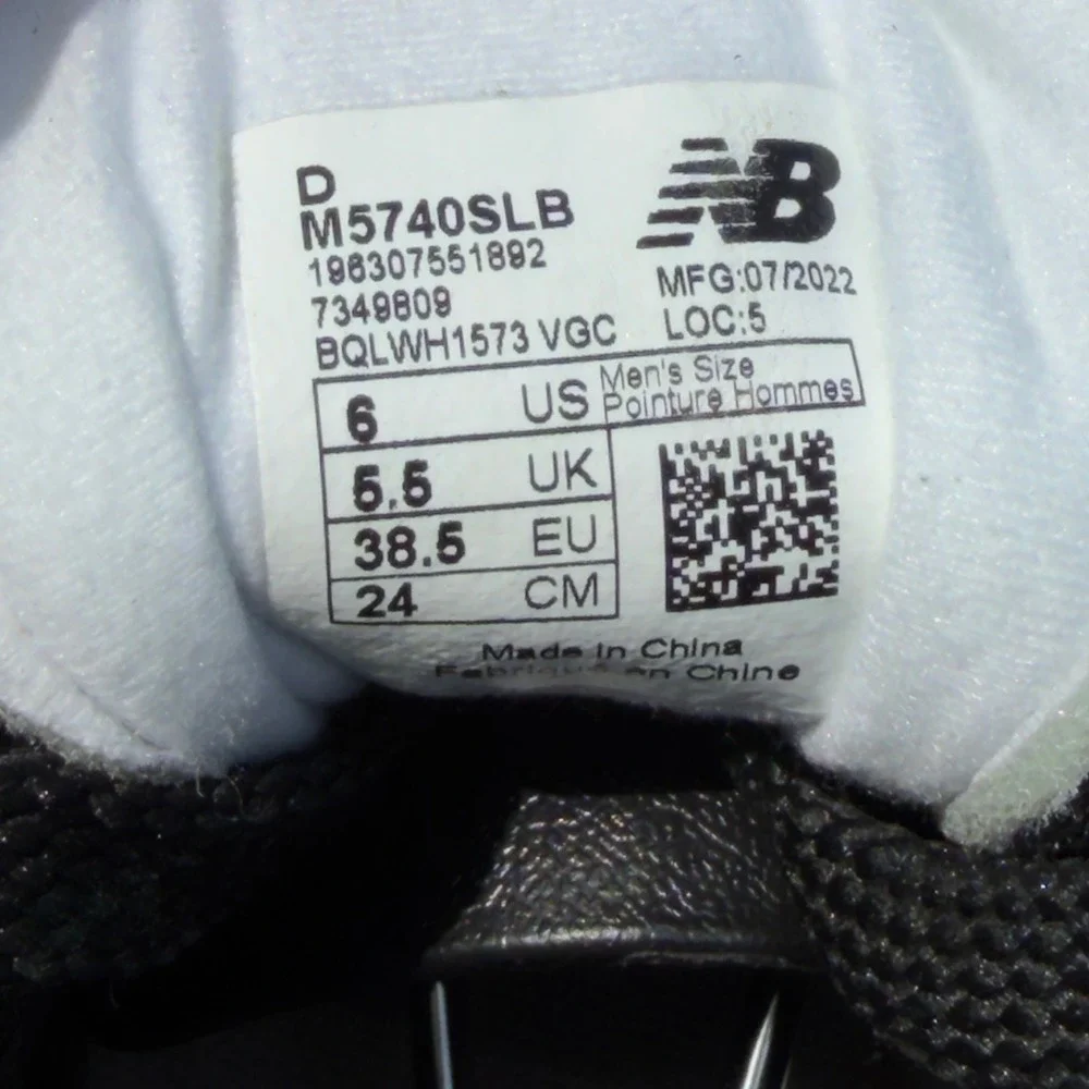 New Balance 57/40 Sneakers Black White Suede M5740SLB Men's Size 6 Women's 7.5-8